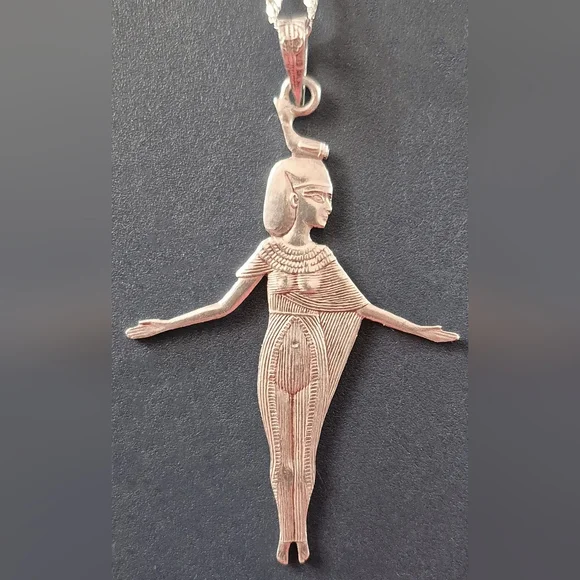 Silver Egyptian Goddess Pendant - Picture 1 of 2